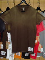 gD[W@eB[Vc@TRUE RELIGION STYLE M648G51AZ COLOR BROWN SS V NECK TEE W MADE IN U.S.A. 100% COTTON
